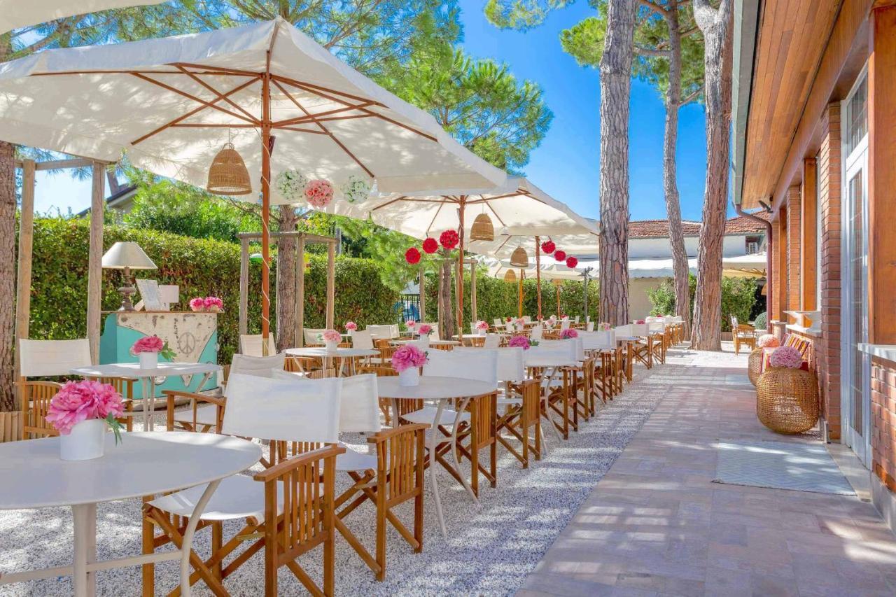 Hotel La Pineta Al Mare Форте-дей-Мармі Екстер'єр фото